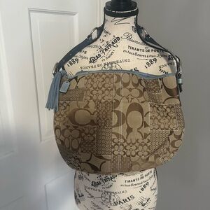 Vintage Coach Signature C brown and light blue shoulder purse